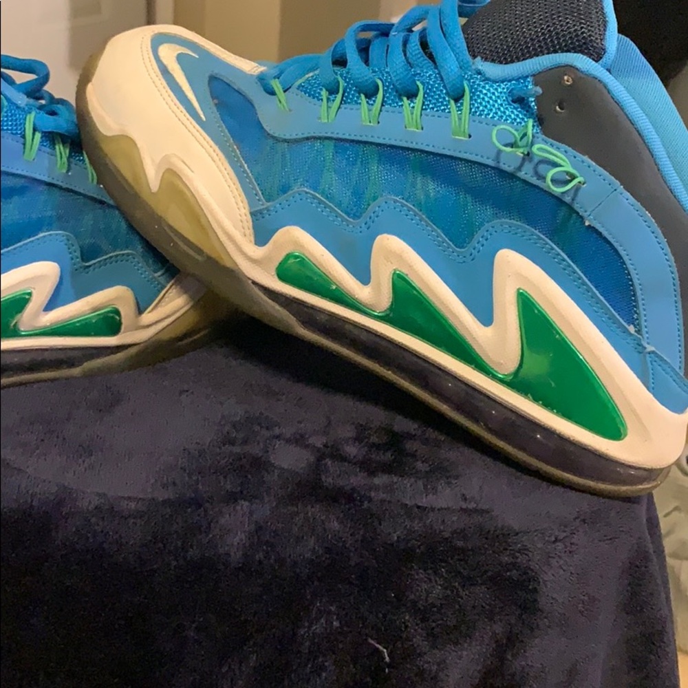 Nike ken Griffey jr shoes